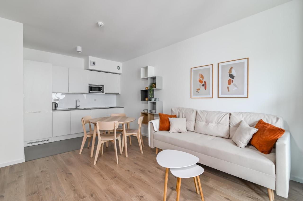 Ltc - Apartments Modern Tower グディニャ エクステリア 写真